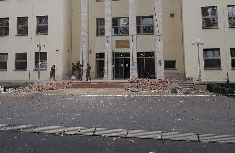 FOTO Potres jako oštetio Ministarstvo obrane u Zagrebu