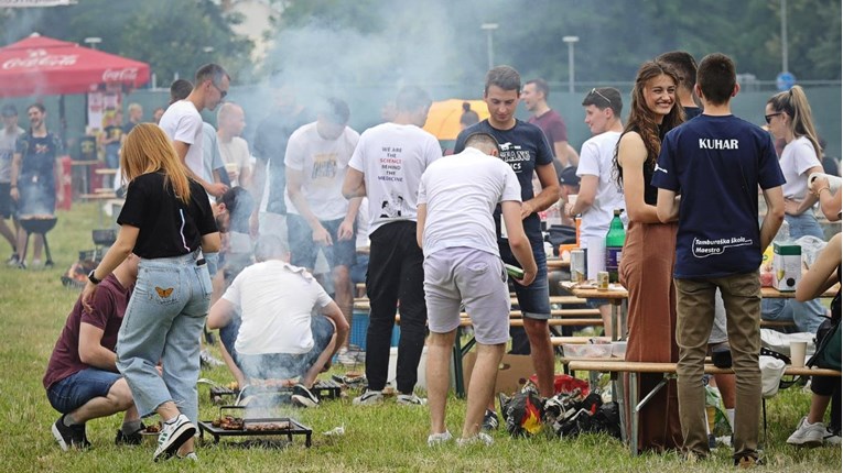 Trećina mladih planira otići od kuće, vratio bi se tek svaki peti