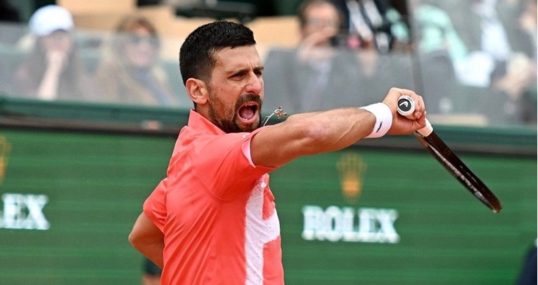 VIDEO Đoković poludio na treningu. Psovao tenis i sport