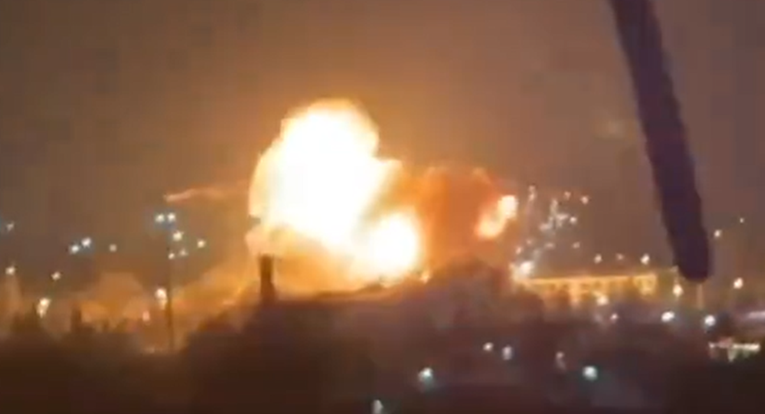 VIDEO Žestok napad na Krim. Odjekuju eksplozije, gori na više lokacija