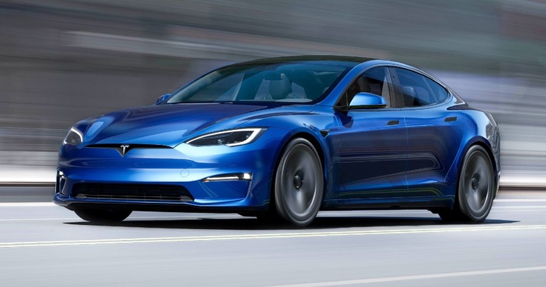 Tesla mu doseg smanjila za 130 kilometara zbog "duga" od 4500 dolara