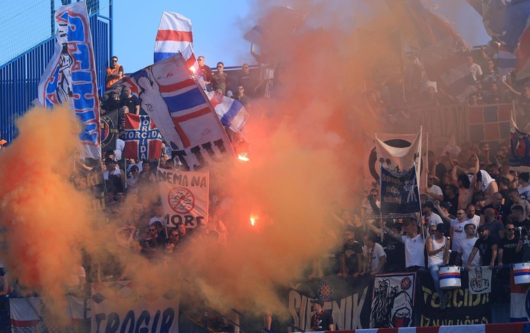 UEFA pokrenula postupak protiv Hajduka. Do srijede odluka o zabrani navijačima