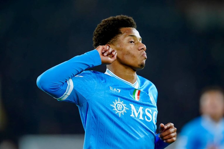 Žestoka borba za naslov u Serie A. Napoli pobijedio Romu, četiri ekipe u bod razmaka