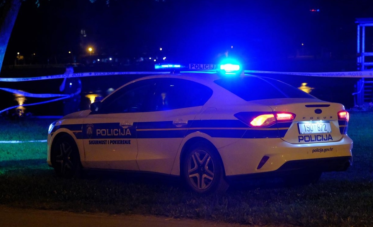Kod Dubrovnika u šumi pronađen iscrpljen mladić, umro je. Nije imao dokumente