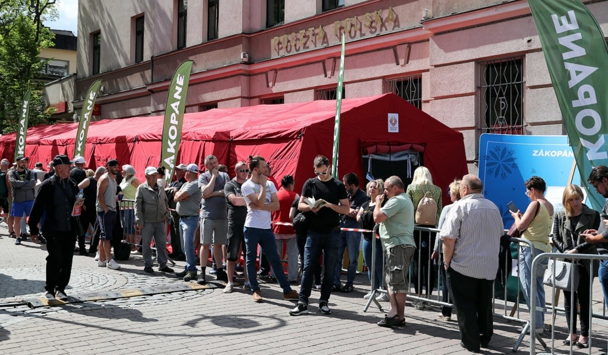 Za neke Poljake bi cijepljenje moglo biti obavezno