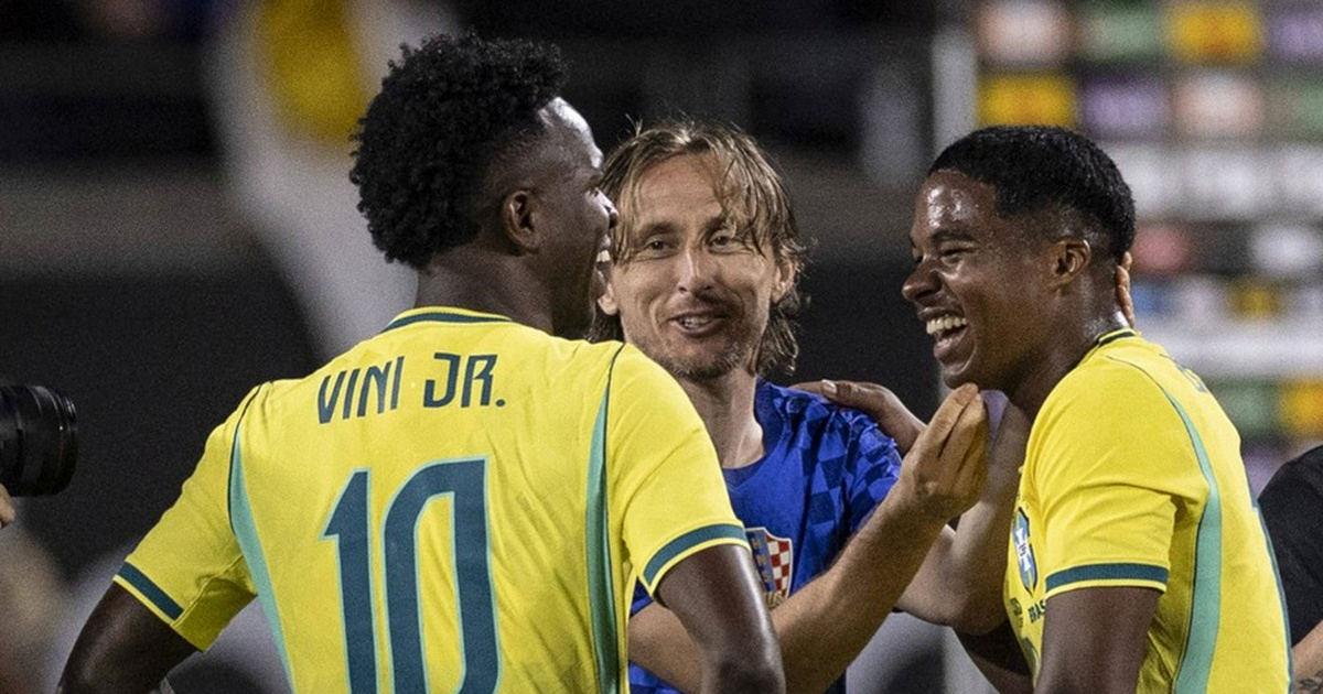 Ponoćna objava Modrića skupila pola milijuna lajkova. Igrači Reala ostavljaju mu srca