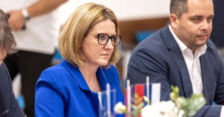 HDZ-ovka: Tražim hitnu reakciju EU zbog protjerivanja Hrvatice iz Srbije