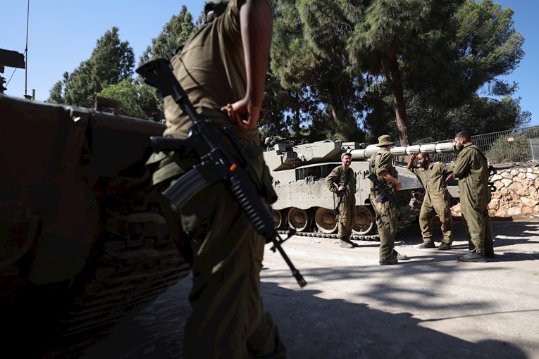 FOTO Otvara se novi front? Sve više izraelske vojske na granici s Libanonom