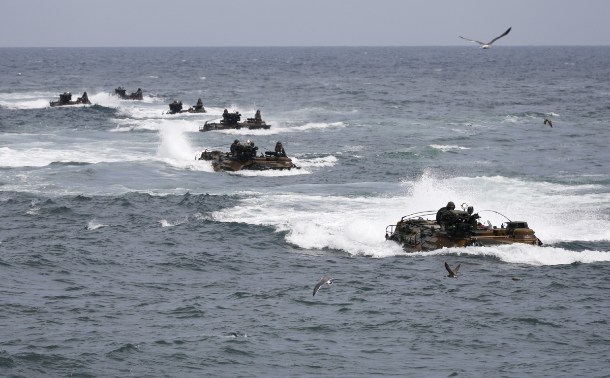 SAD premješta tisuće marinaca iz Japana na Bliski istok