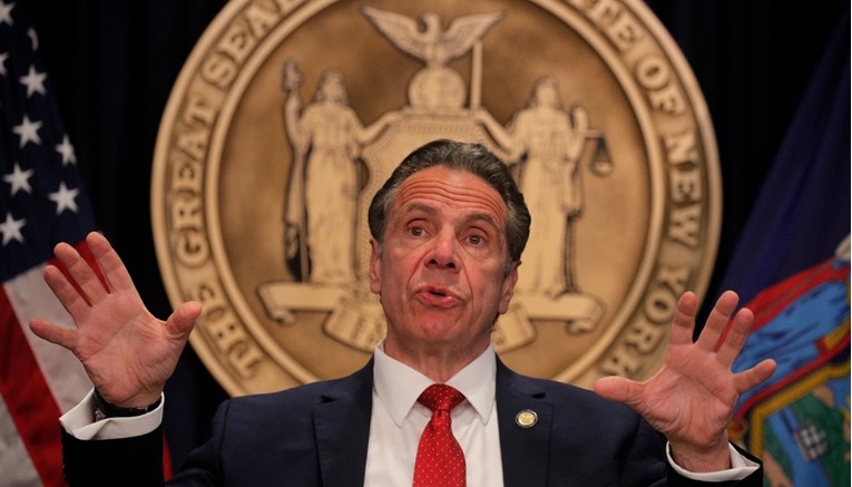 Njujorški guverner osumnjičen za spolno zlostavljanje više žena. Biden traži ostavku
