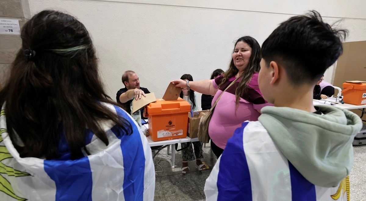 Urugvaj ide u drugi krug izbora, pala oba referenduma