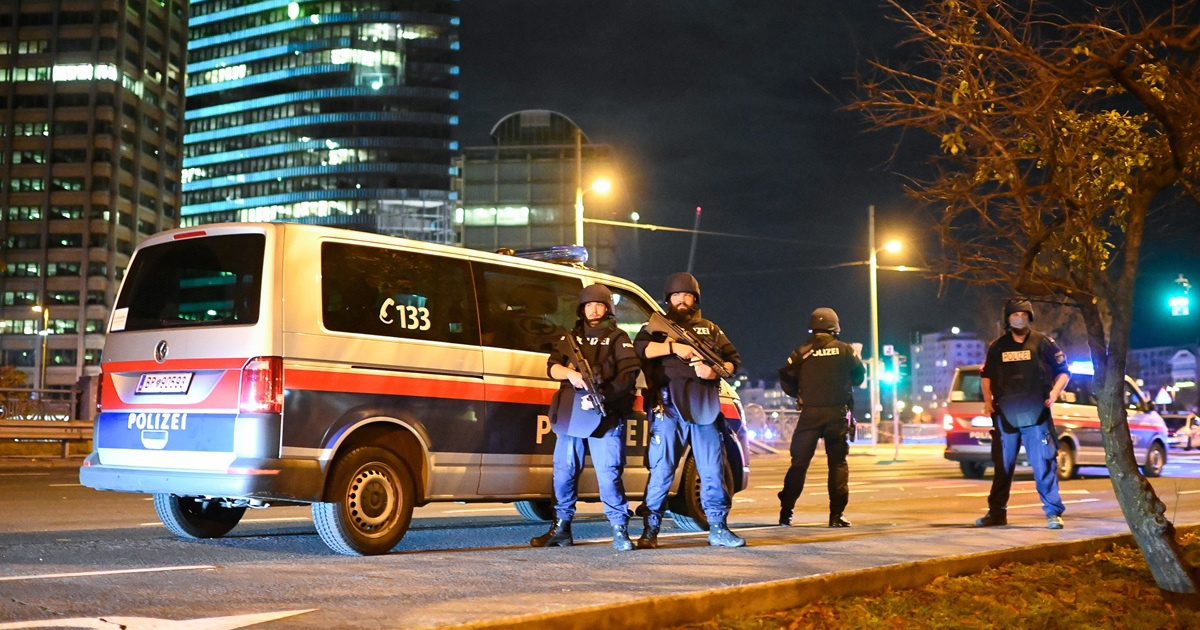 16-godišnjak planirao teroristički napad u Beču. Sad ga nadzire 20 policajaca dnevno