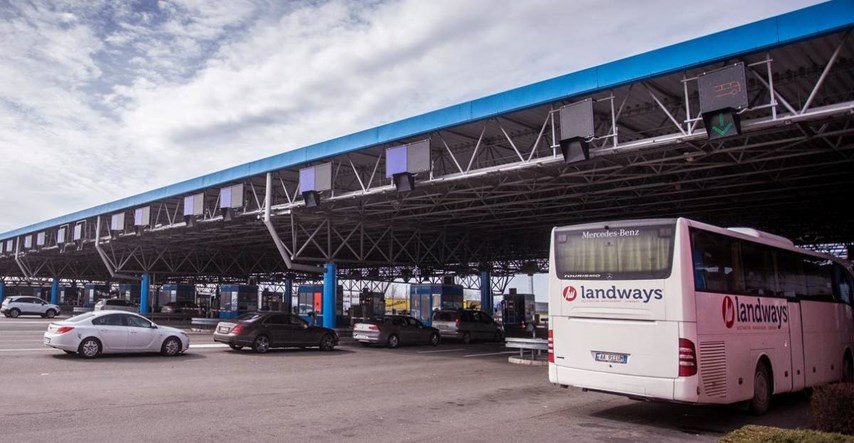 Srpski MUP: Nismo blokirali buseve na granici s Hrvatskom