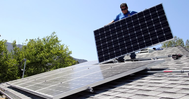 Reuters: U kineskim solarnim inverterima prodanim SAD-u nađeni prekidači za gašenje