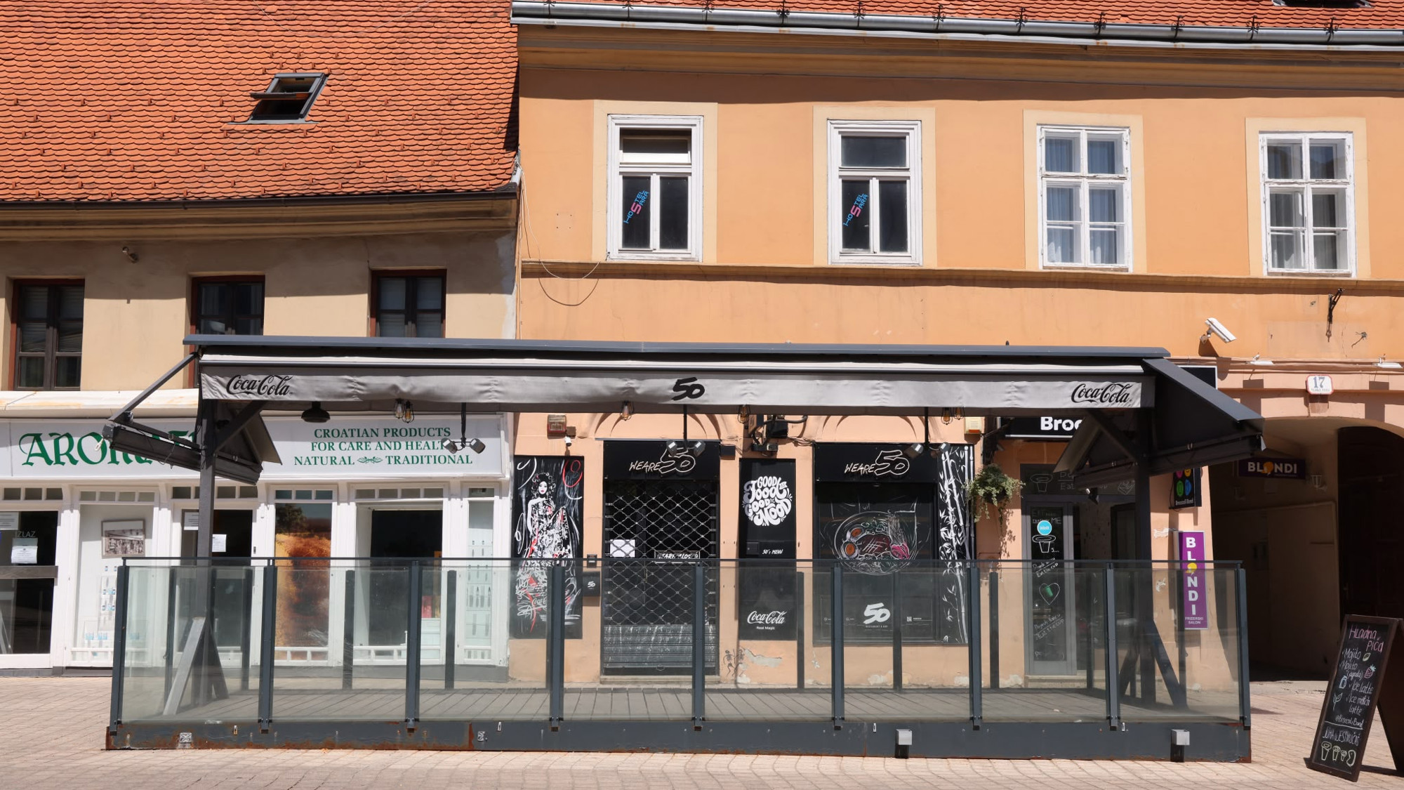 Zatvorio se lokal u centru Zagreba, ostavili natpis o renoviranju