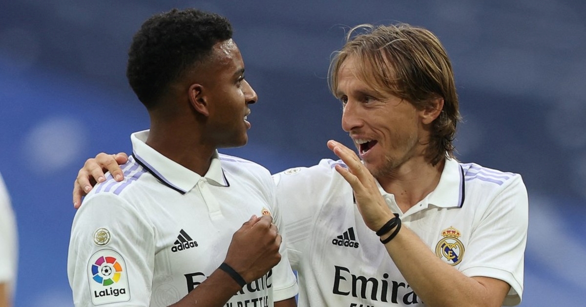 Pogledajte kako se Real Madrid našalio s Modrićem za Dan očeva