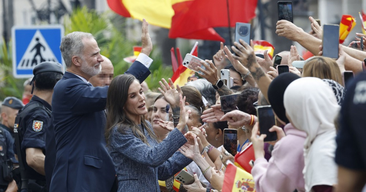 FOTO Španjolska kruna stigla u Ceutu. Maroko sprema prosvjed