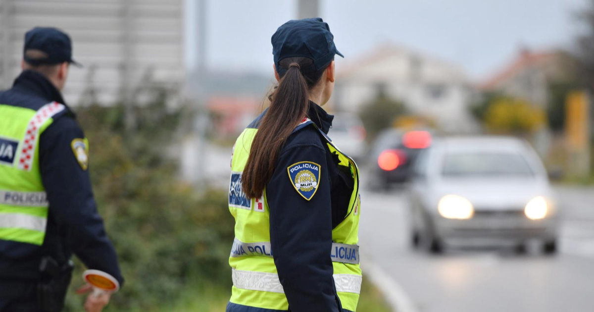 Pijan i bez vozačke vozio moped po Dubrovniku. Dobio kaznu od 5300 eura