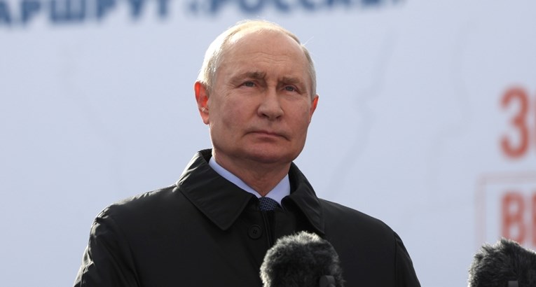 Kremlj: Ako se Putin kandidira na izborima, očito neće imati ozbiljnog suparnika