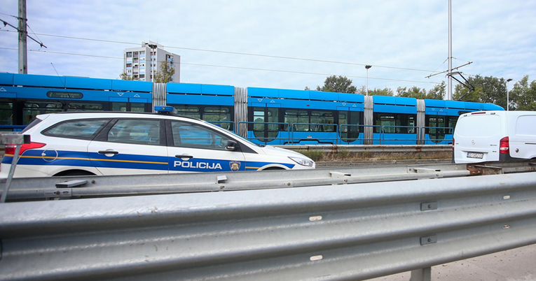 Muškarac teško ozlijedio ženu u tramvaju u Zagrebu