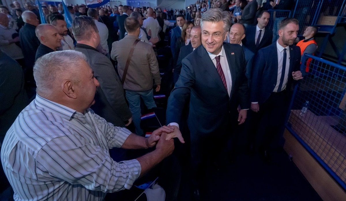 Plenković o Butkoviću: Opet se ilegalno daju poruke. Ako su uopće autentične
