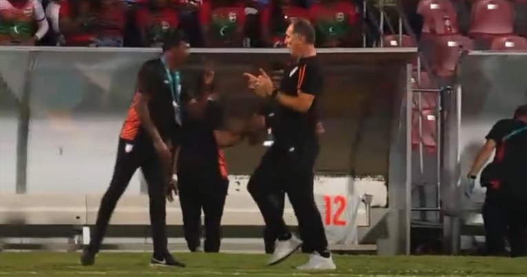 VIDEO Štimac opet plesao nakon gola pa dobio crveni karton i opsovao
