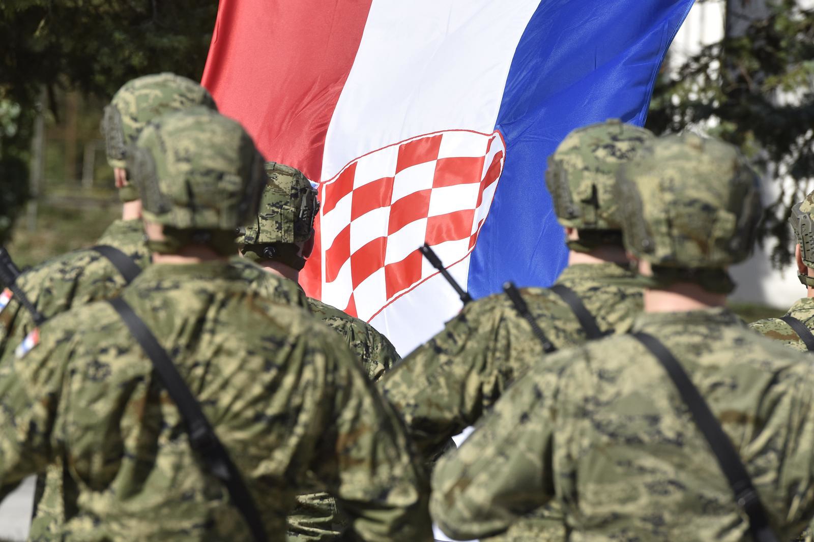 Mladići u Hrvatskoj završavaju na sudu jer se nisu odazvali na pregled za vojni rok