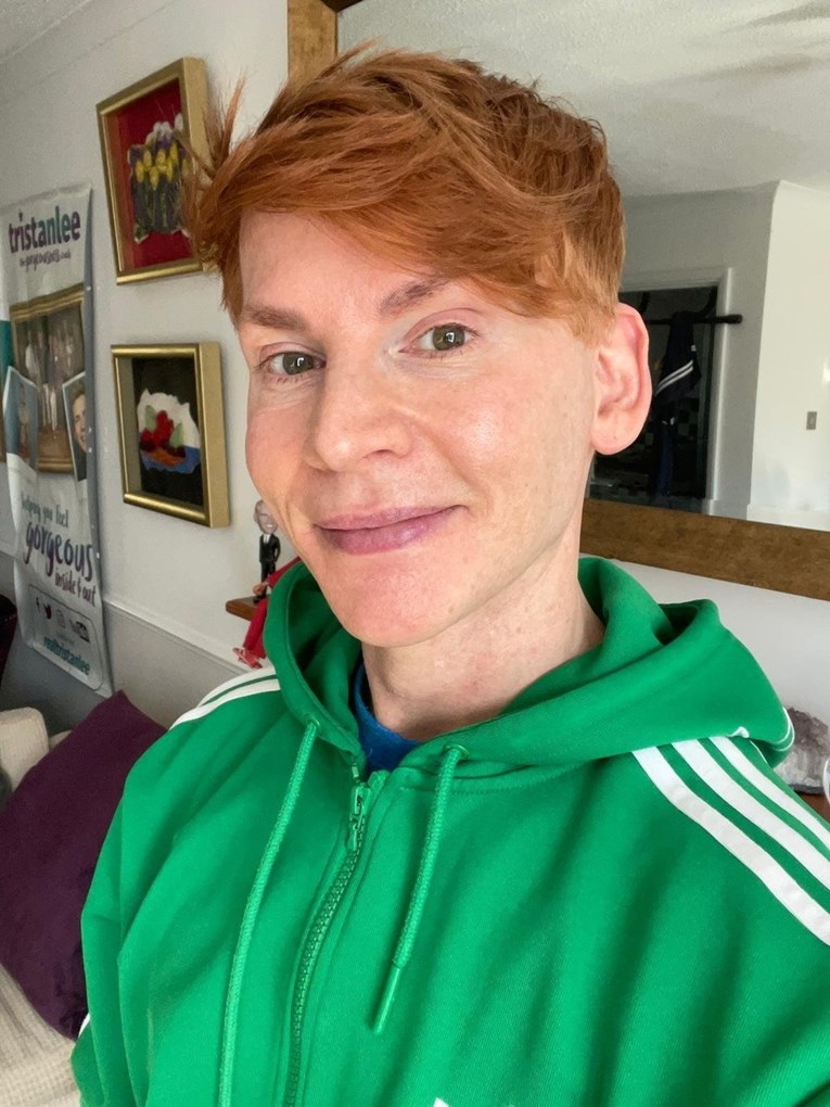 Tip kojeg stalno traže da pokaže osobnu iskaznicu otkrio tajnu: Imam 53 godine