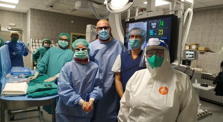 U KBC-u Osijek obavljena prva mehanička trombektomija na ženi s moždanim udarom
