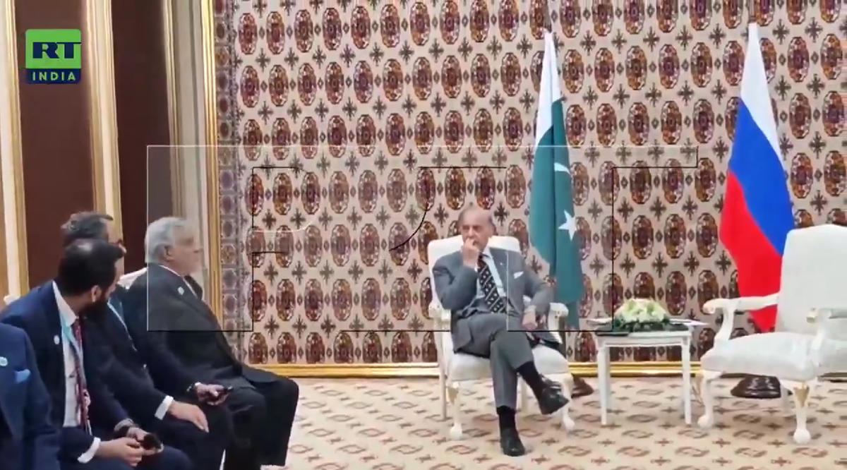 Pakistanski premijer 40 minuta &#x10D;ekao Putina pa upao na njegov sastanak s Erdoganom