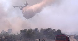 Veliki požar kod Trogira proglašen ugašenim, gasilo ga je 100 vatrogasaca