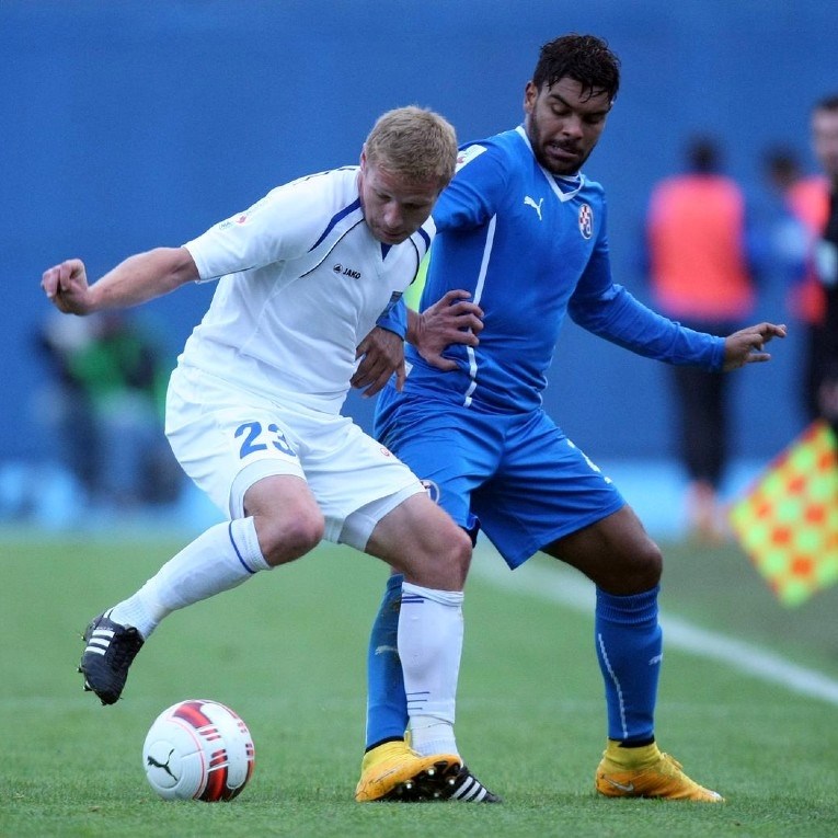 8. kolo HNL 2010/2011: HNK Rijeka - HNK Hajduk 0:1 