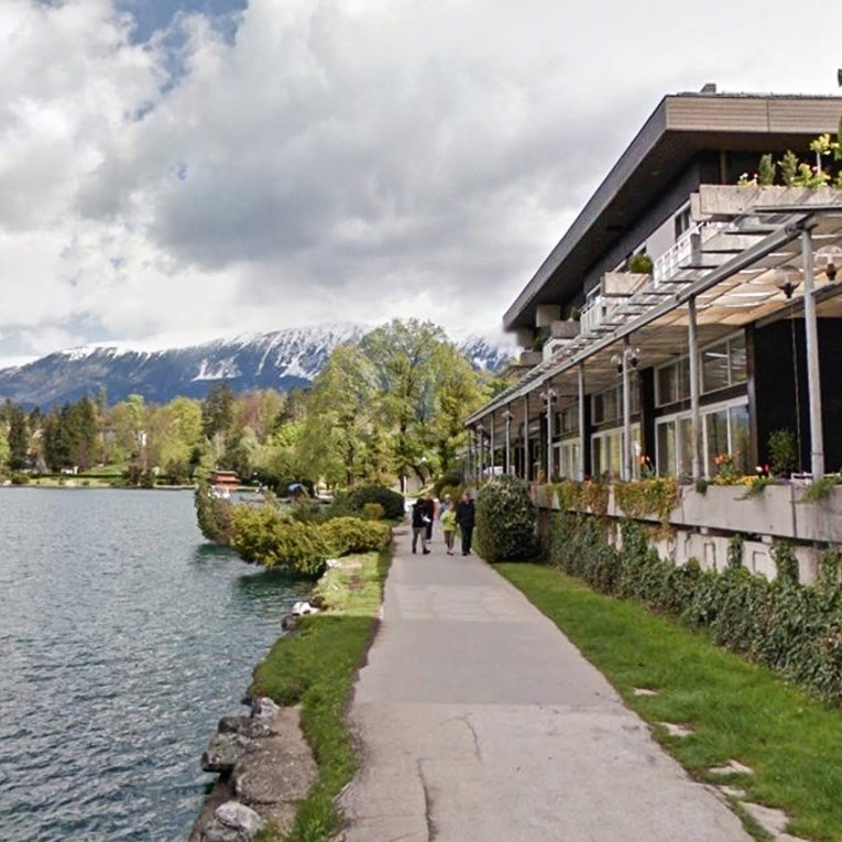 Slovenska policija: U sukobu na Bledu je ozlijeđen jedan zaštitar i jedna osoba