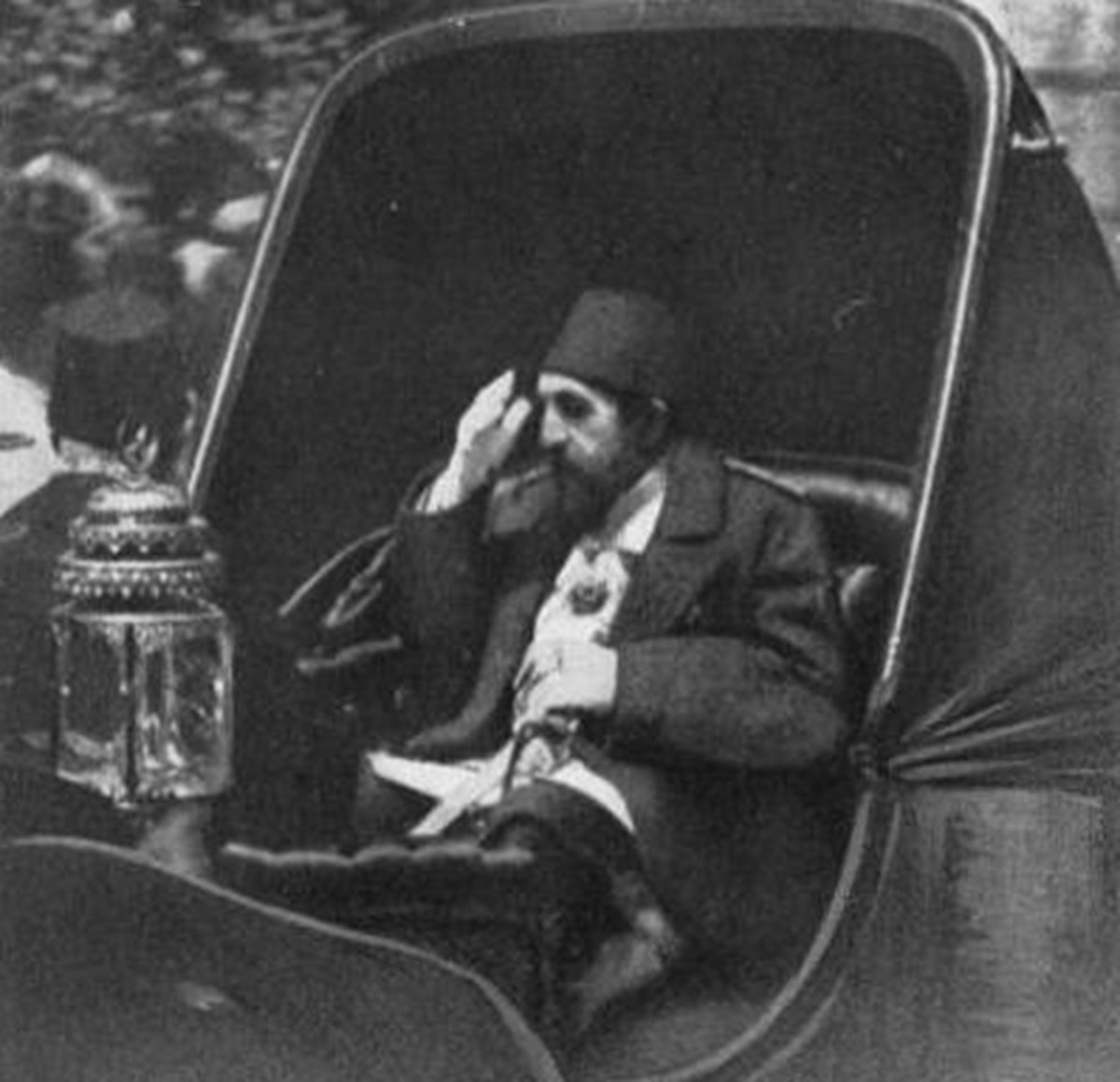 Nasilni osmanski sultan bio je svrgnut. Nova vlast donijela je katastrofalne odluke