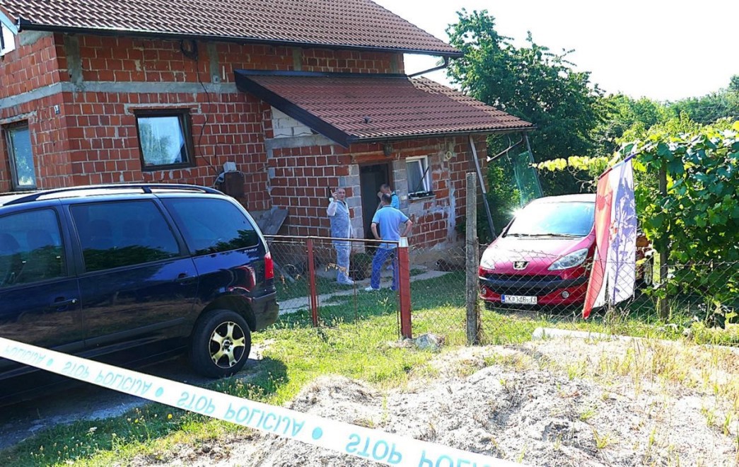 Na fotografiji: Očevid nakon ubojstva
