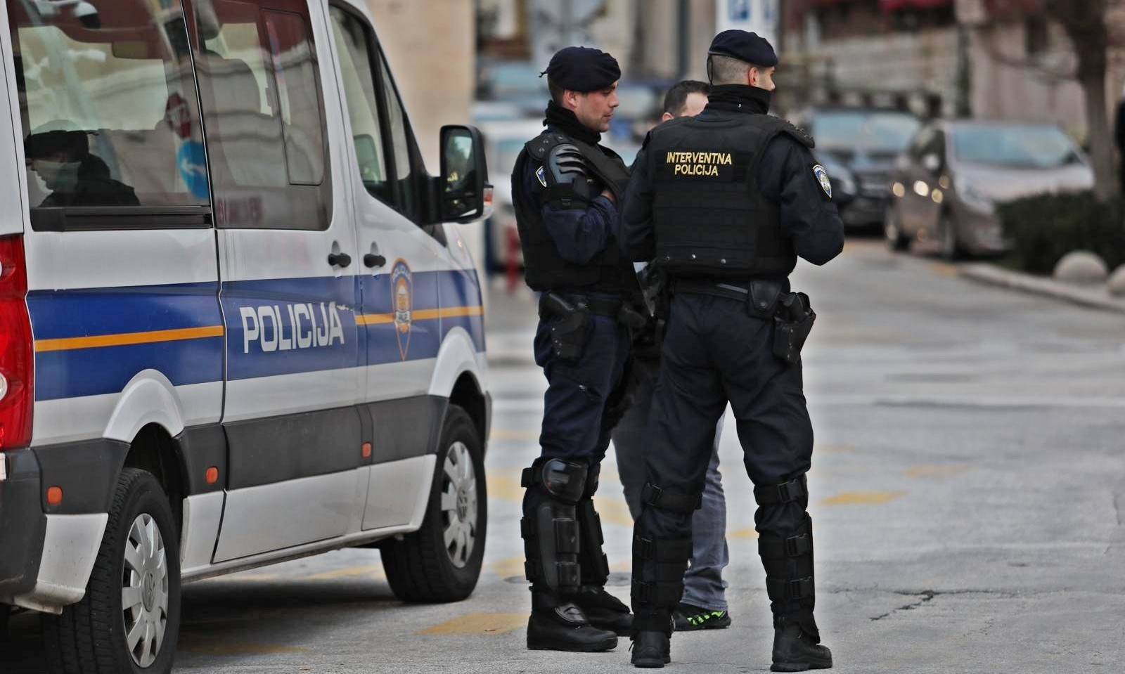 Akcija policije i USKOK-a u Dalmaciji, uhićeno šest osoba. Doznali smo detalje