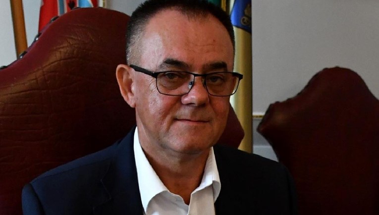 Župan Tomašević: Pomoć i dalje šaljite preko Crvenog križa