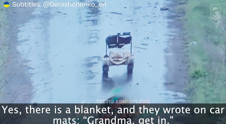 VIDEO "Bako, upadaj". Ukrajinci robotom evakuirali ženu (77) iz opasne zone