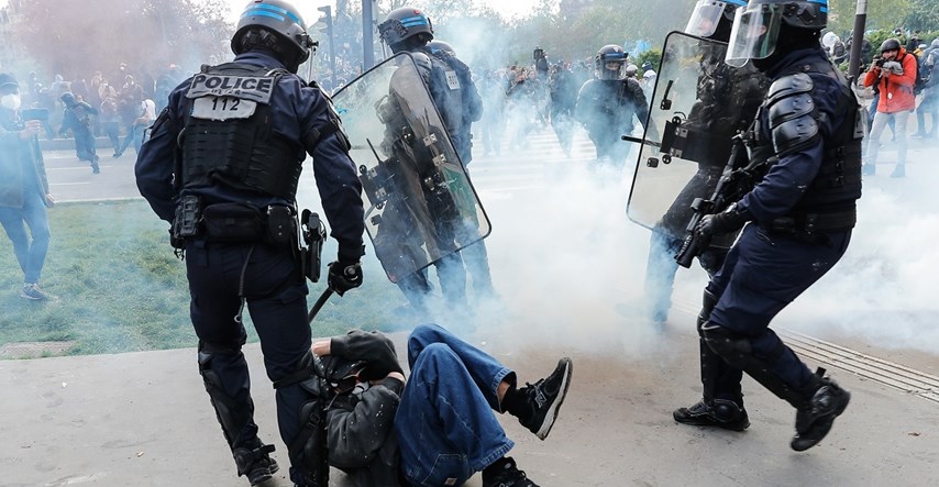Neredi u Francuskoj na Prvi maj. Ozlijeđeno 108 policajaca, 291 uhićeni