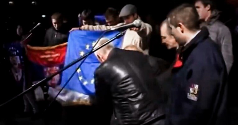 Palio zastavu EU, gej parade zvao procesijama bolesnika. Sad će biti srpski ministar