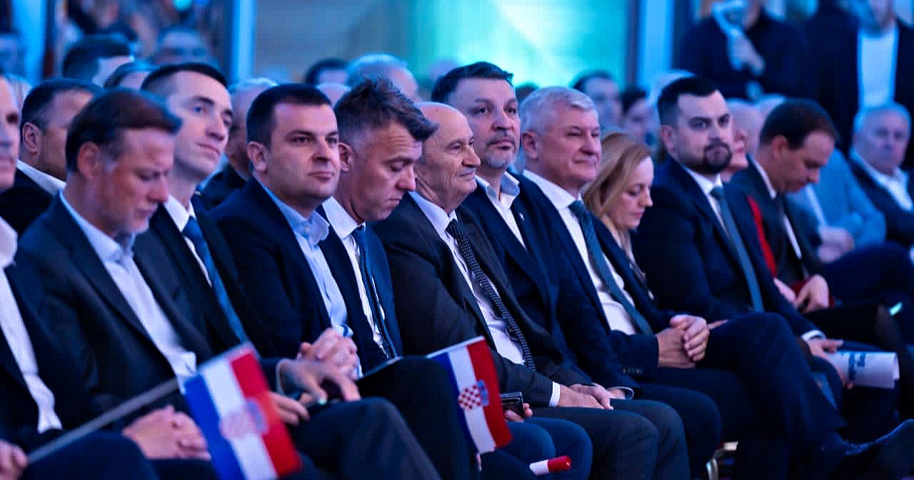 Ovim ljudima je okej sve što se događa s otpadom u Lici