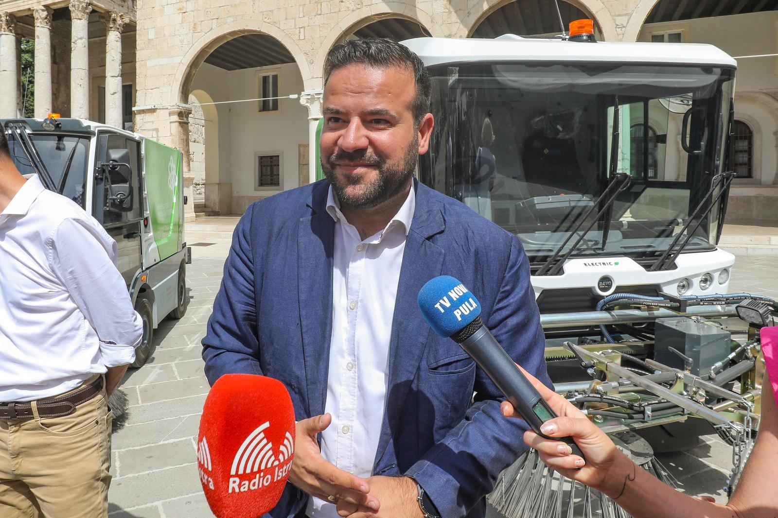 Pulski gradonačelnik: Na Valkanama sve po zakonu