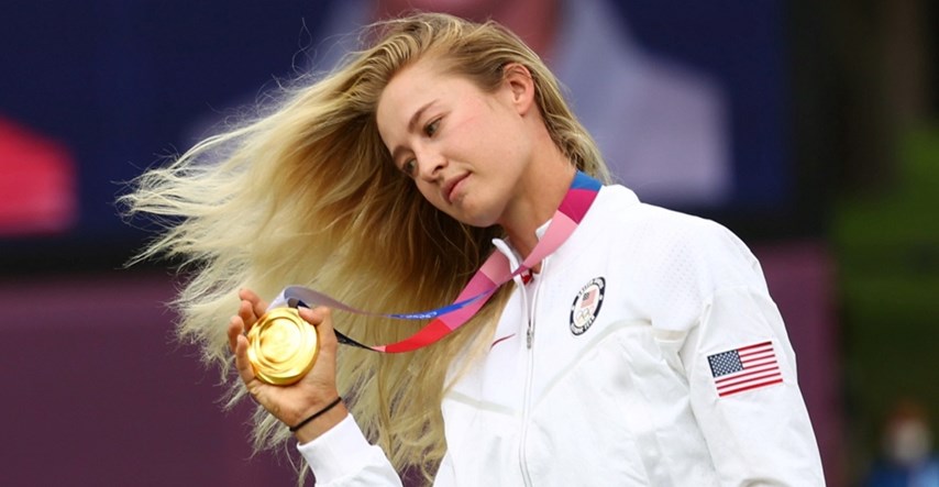 Otac joj je bio drugi tenisač svijeta, ona je olimpijska pobjednica
