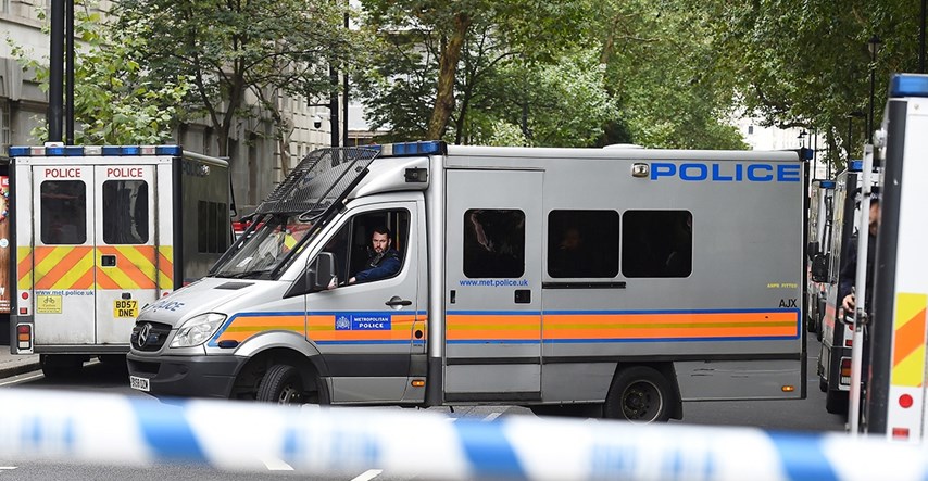 U Londonu nađena mrtva dva dječaka, jedan imao 2, drugi 5 godina