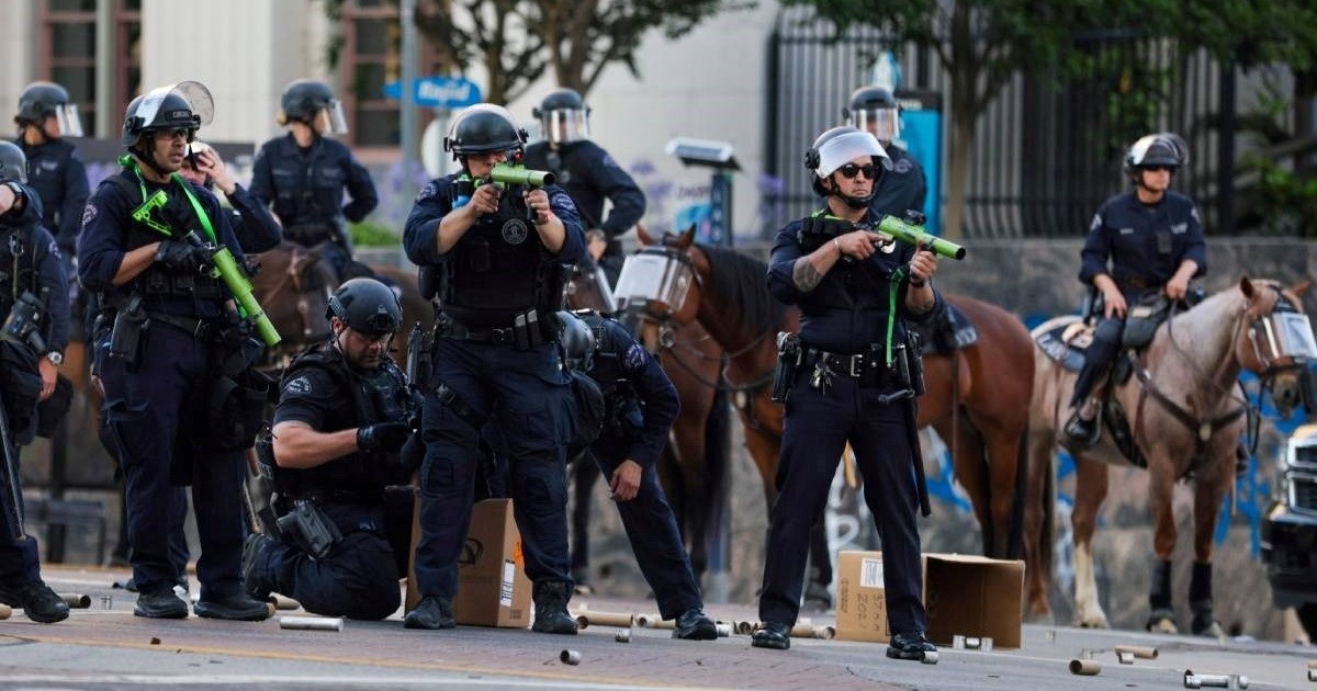 Sve je više policije i gardista u centru Los Angelesa, prosvjednici se povukli