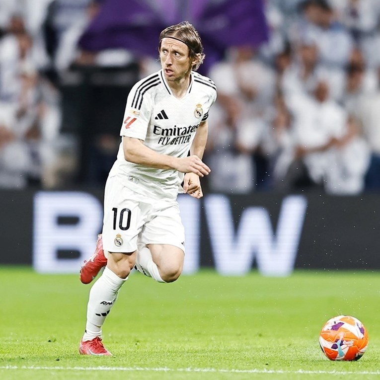 Ponoćna objava Modrića na Instagramu. Navijači pišu istu stvar