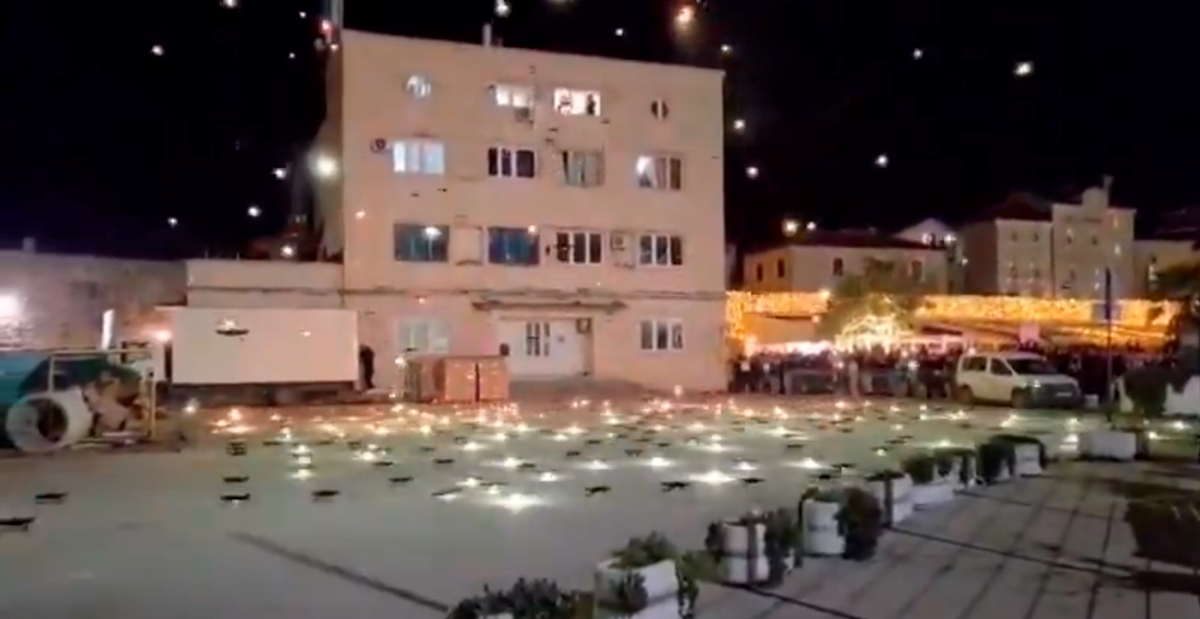 VIDEO Novogodišnji dron show u Budvi završio fijaskom