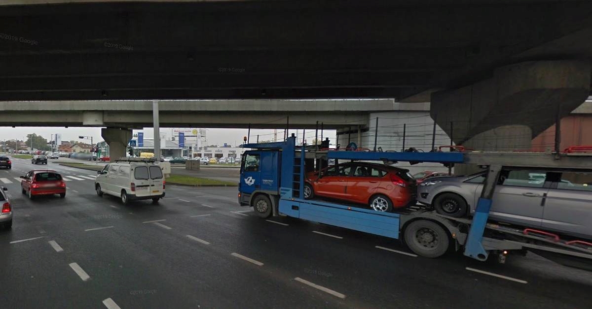 Sudar dva auta ispod nadvožnjaka u Zagrebu, nema ozlijeđenih