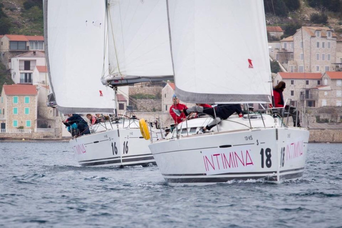 Na Visu se održava jubilarno 10. izdanje regate PMS žena