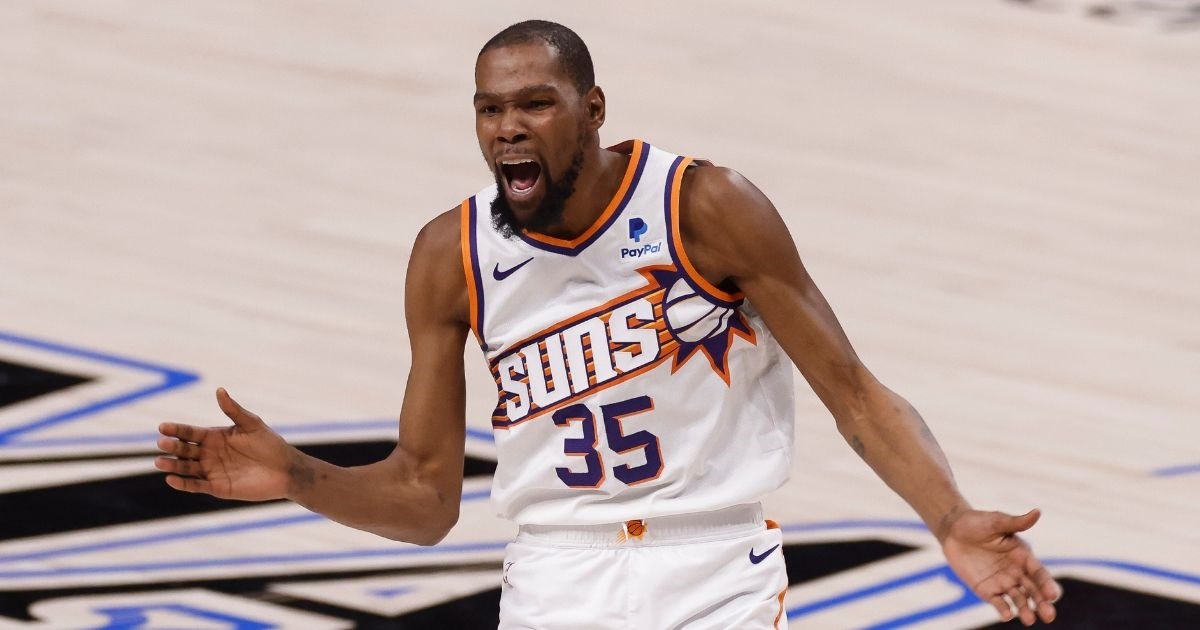 Durant ljutit na novinara zbog pitanja o Jokiću: Neću vam dozvoliti da to pričate